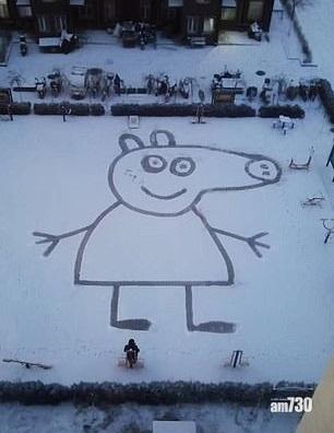 孝爸摸黑動工 巨豬嘜獻B女