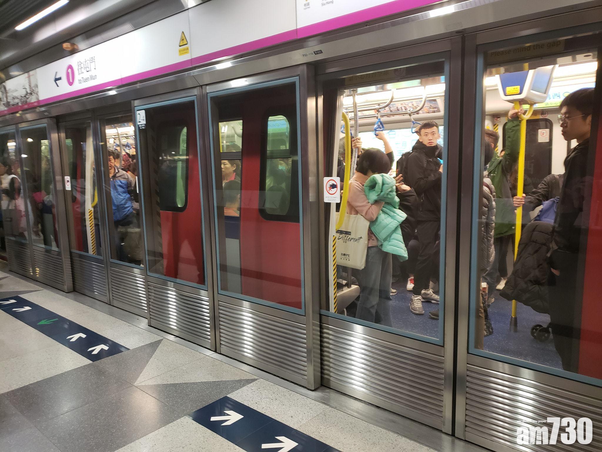 荃灣西鐵站幕門故障 行車時間延長5-10分鐘