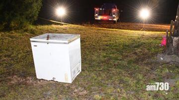 【悲劇】大人去個廁所就出事  佛州3幼童爬入冷凍櫃死亡