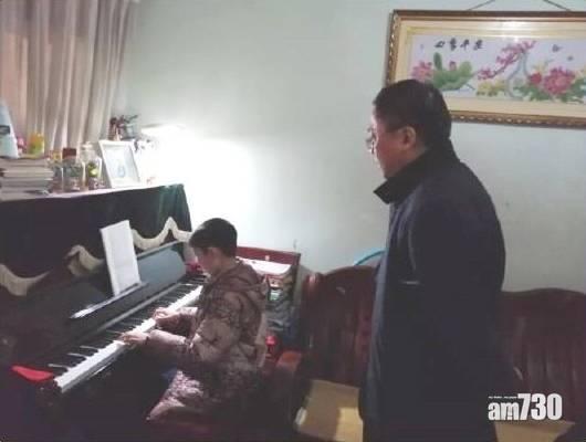 困難戶有值30萬鋼琴 網民：上海窮人零舍不同