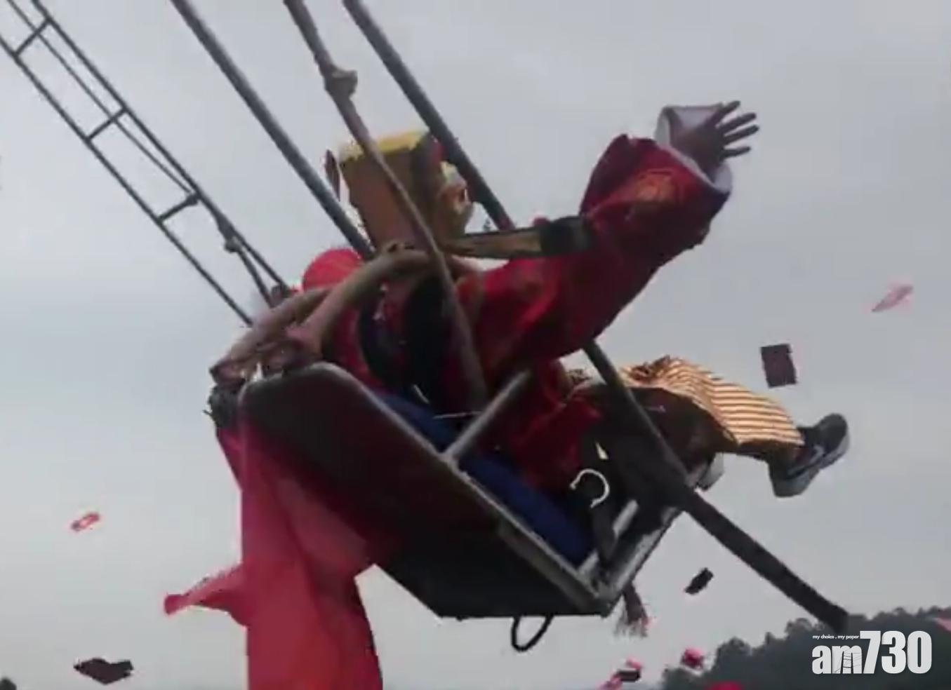 景區懸崖撒利是 遊客唔識死爬落去執