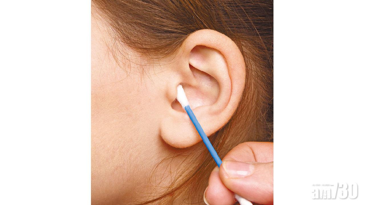 自行清除耳垢或致耳膜破損
