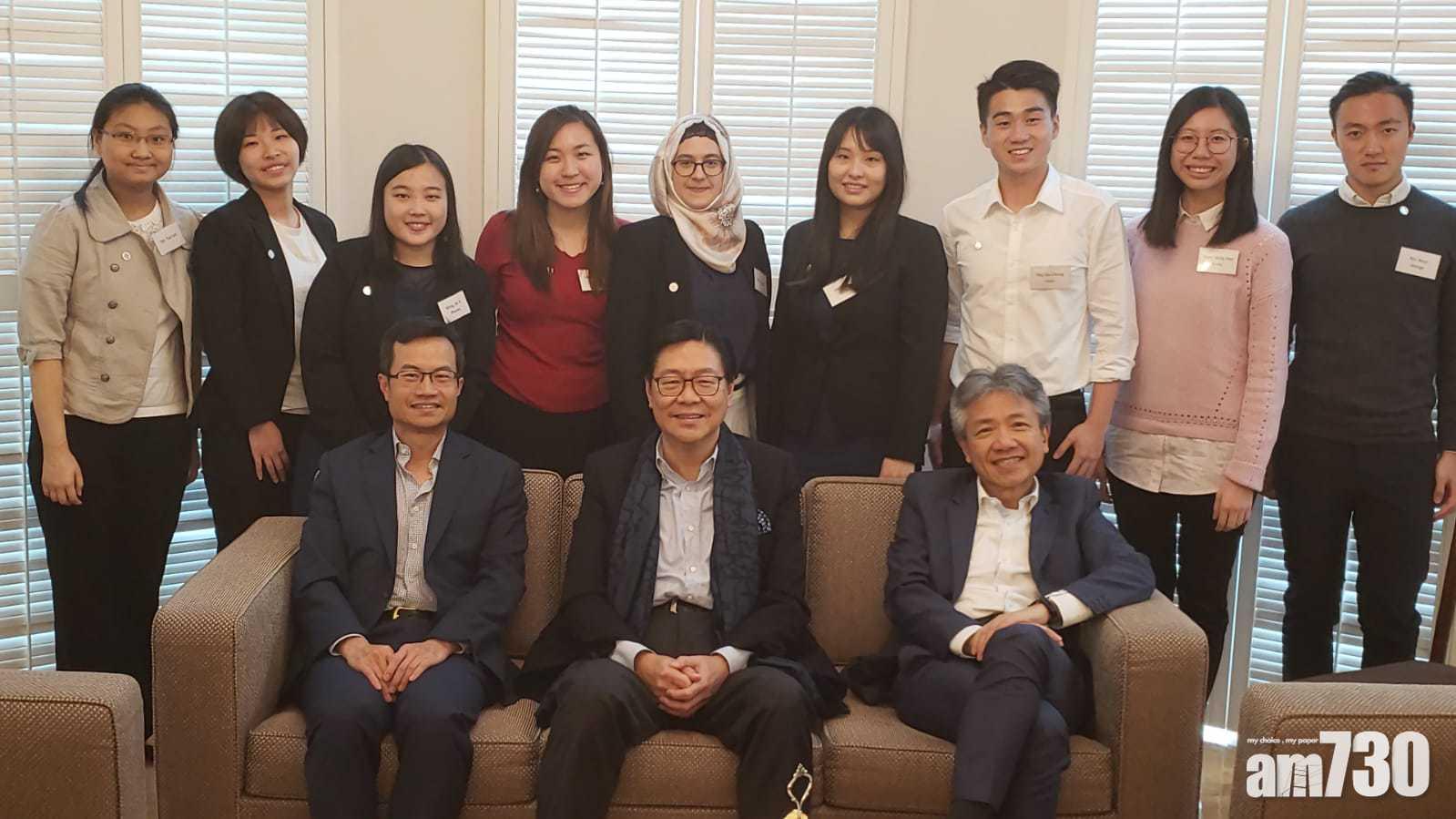 馬時亨以身教學生 承傳作育英才美德