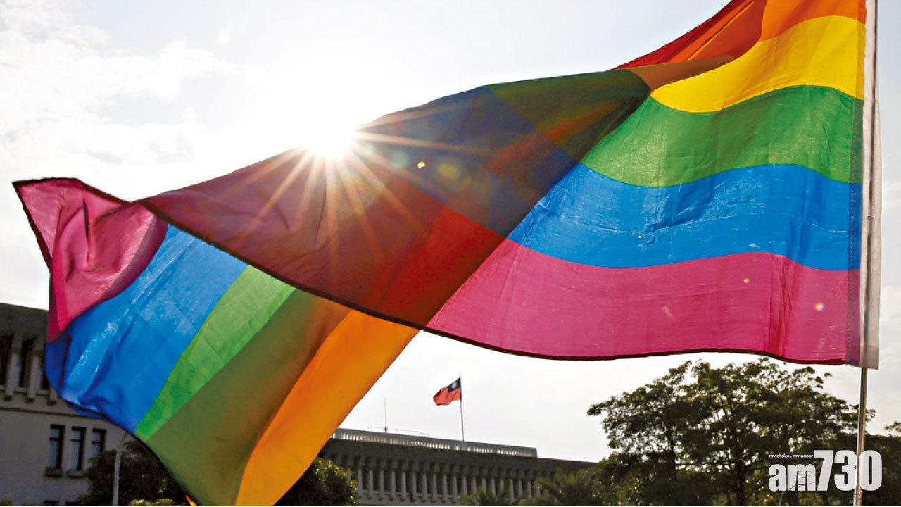 行政院通過草案 台同性婚姻法料5月實施