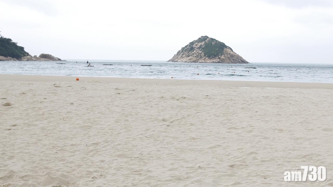 石澳泳灘疑有鯊魚蹤影