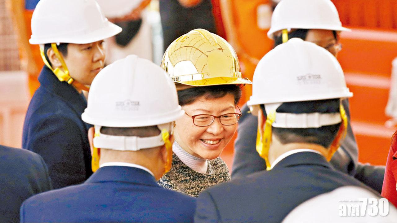 林鄭評分微升 張建宗民望首現負值