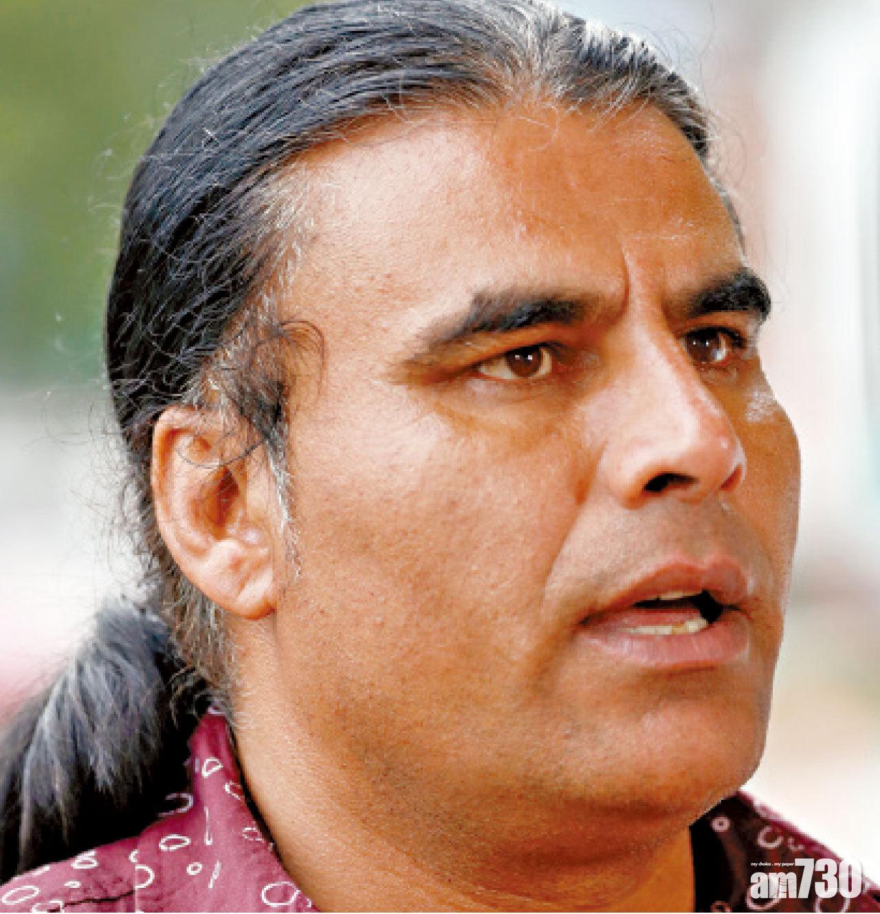 血洗清真寺 勇漢拿信用卡機嚇退殺人魔