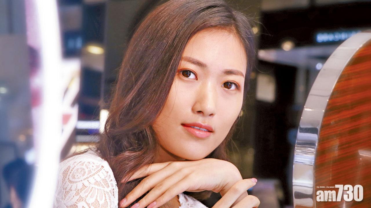 Tom Ford 白氣墊 一抹一推 即時提亮膚色