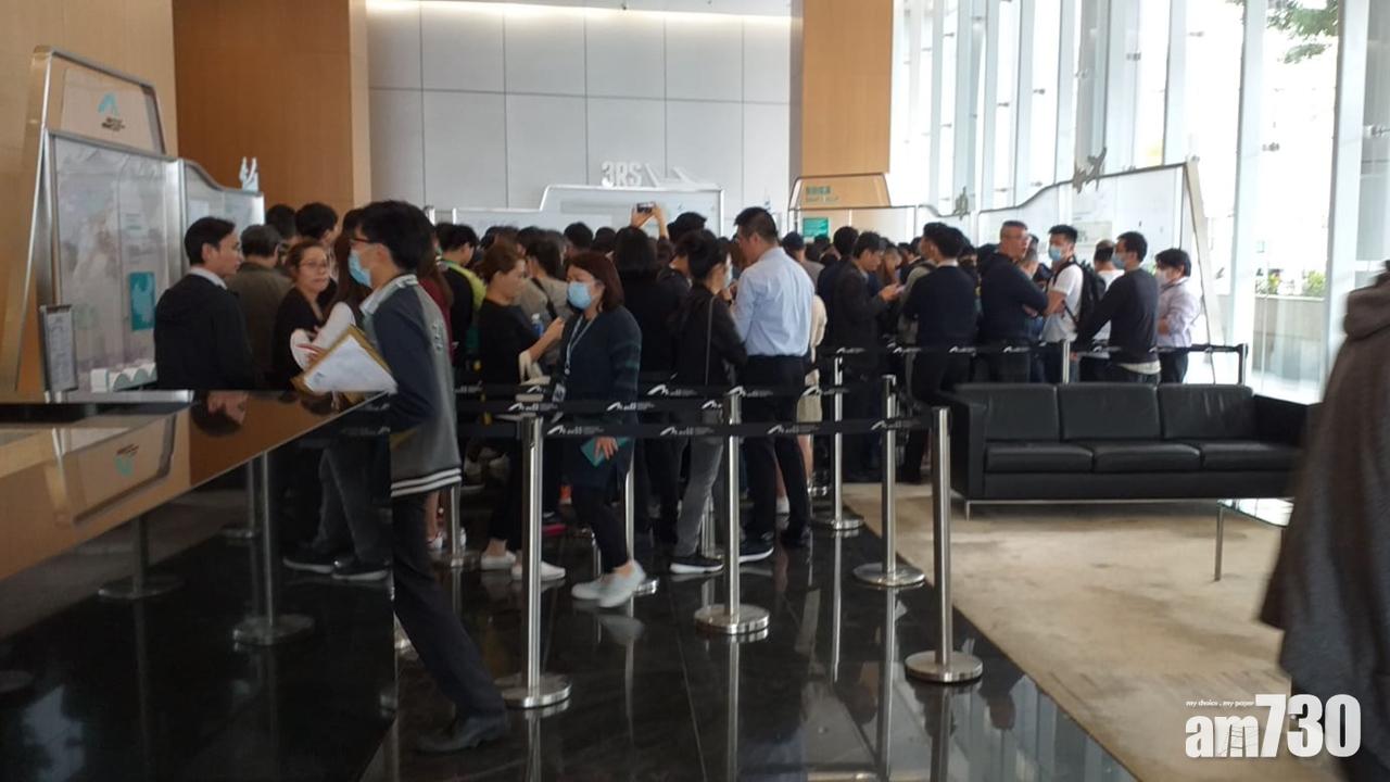 【麻疹爆發】為百名機場職員抽血  陳肇始：驗出有免疫力毋須再打疫苗