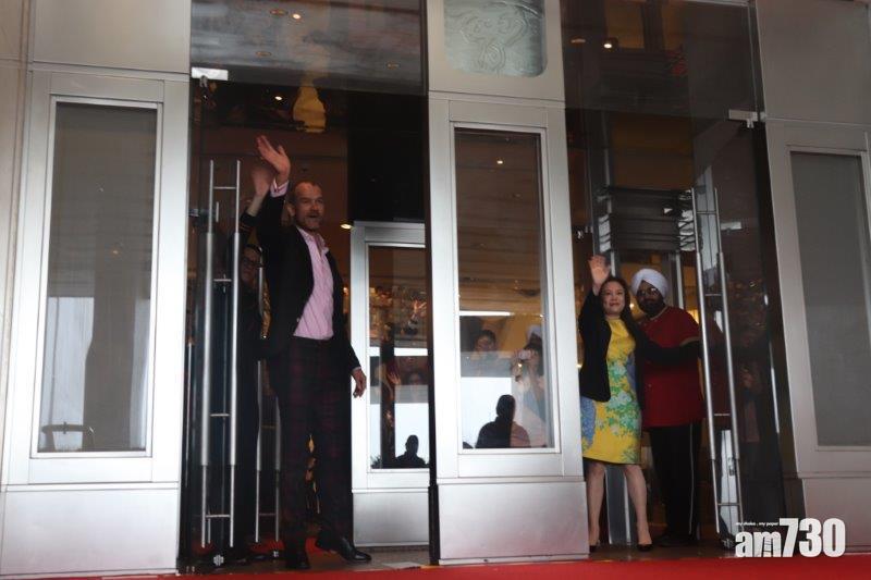 【怡東結業】 員工︰Ｗe are Excelsior 