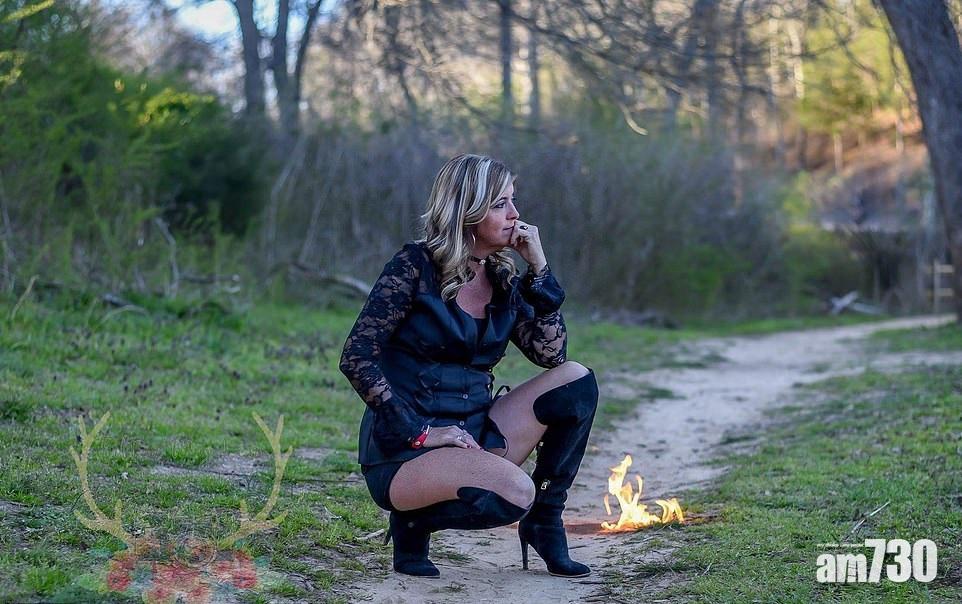 【離婚典禮】 鞋底誌慶 焚婚紗相