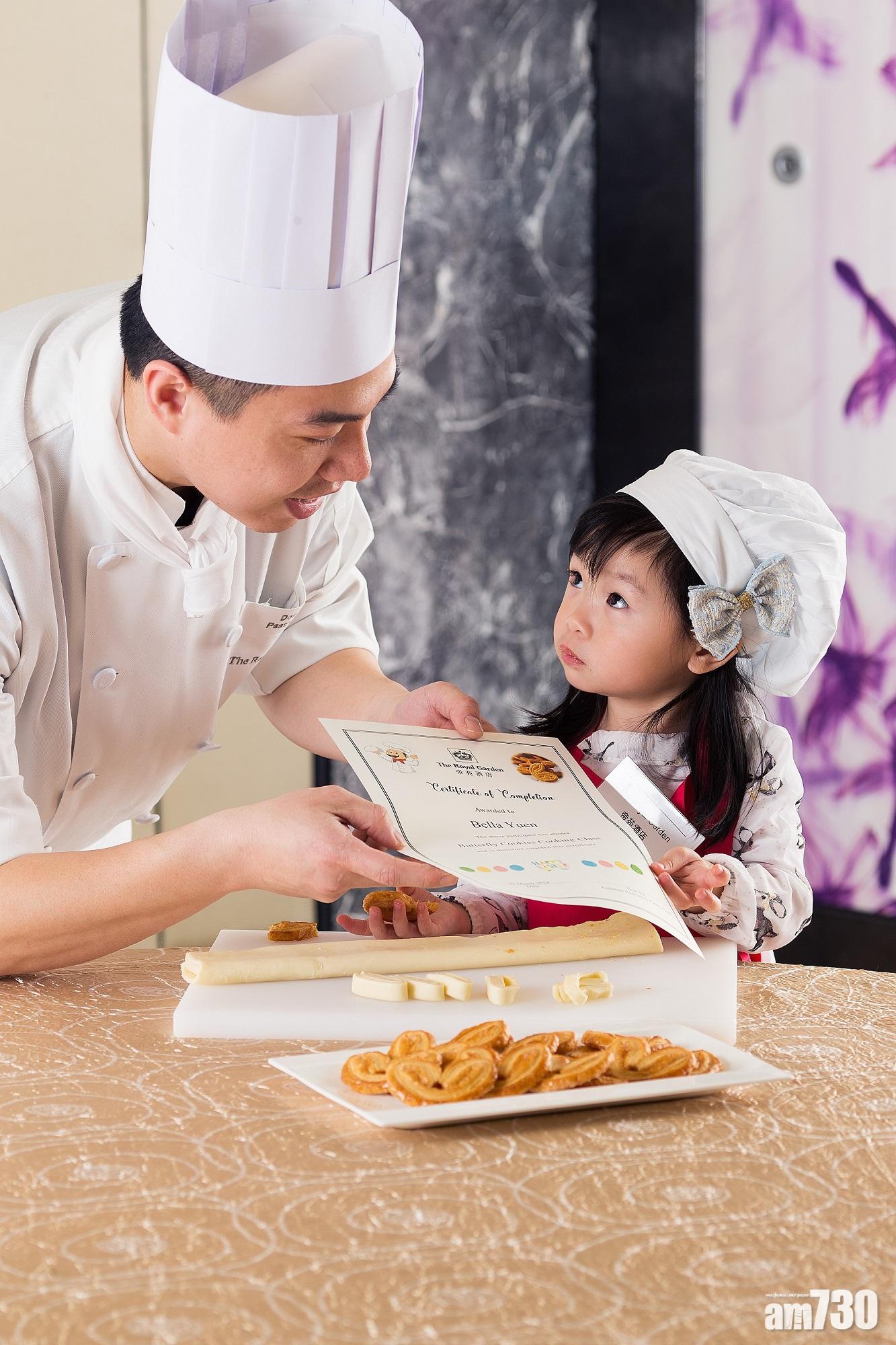 同小朋友整蝴蝶酥過復活節