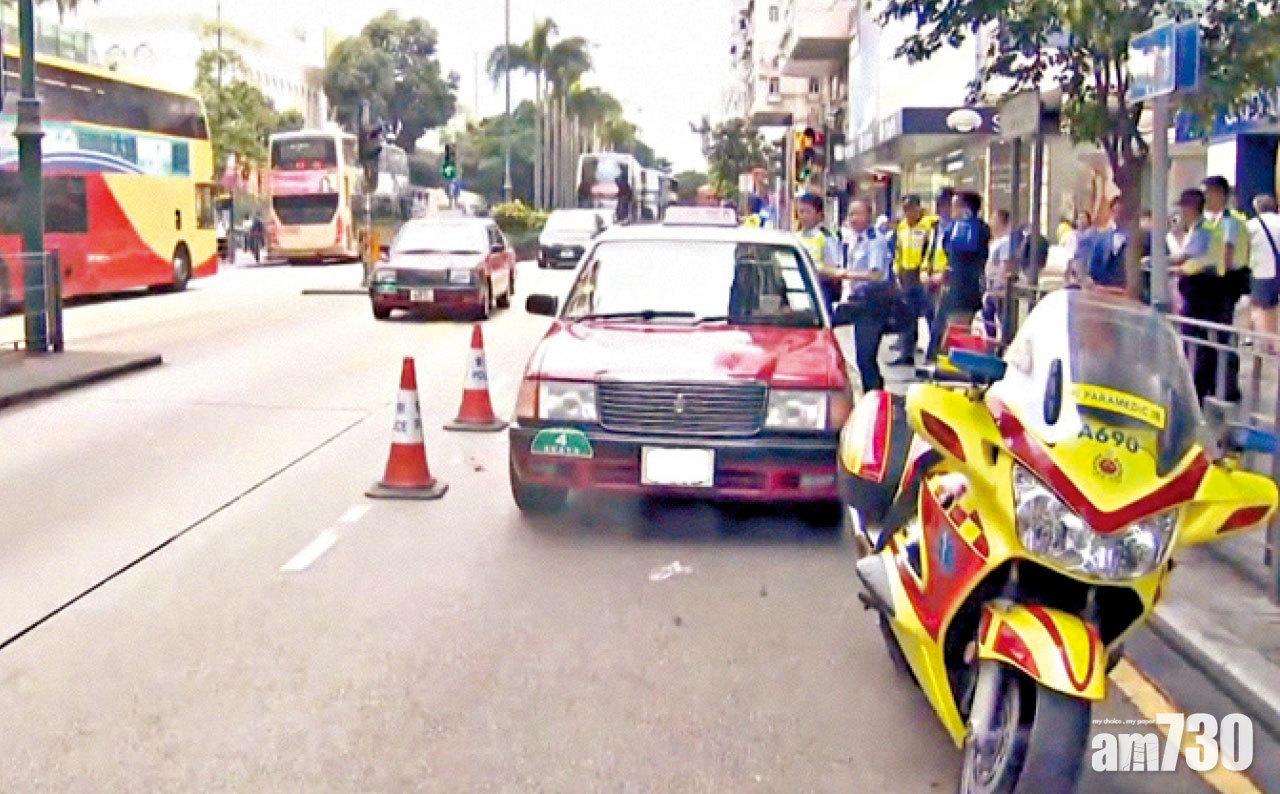 的士疑違規轉向撞傷內地遊客
