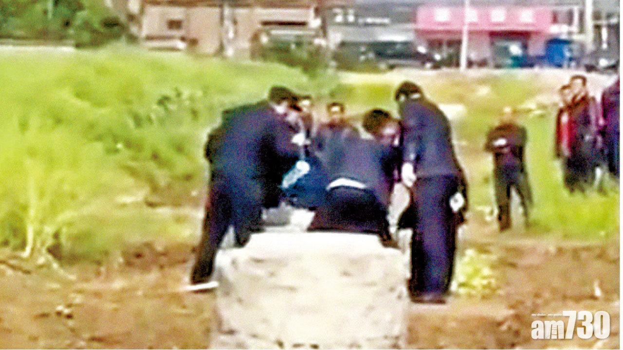 江蘇男車撞9旬翁 拖走丟沙井致其喪命