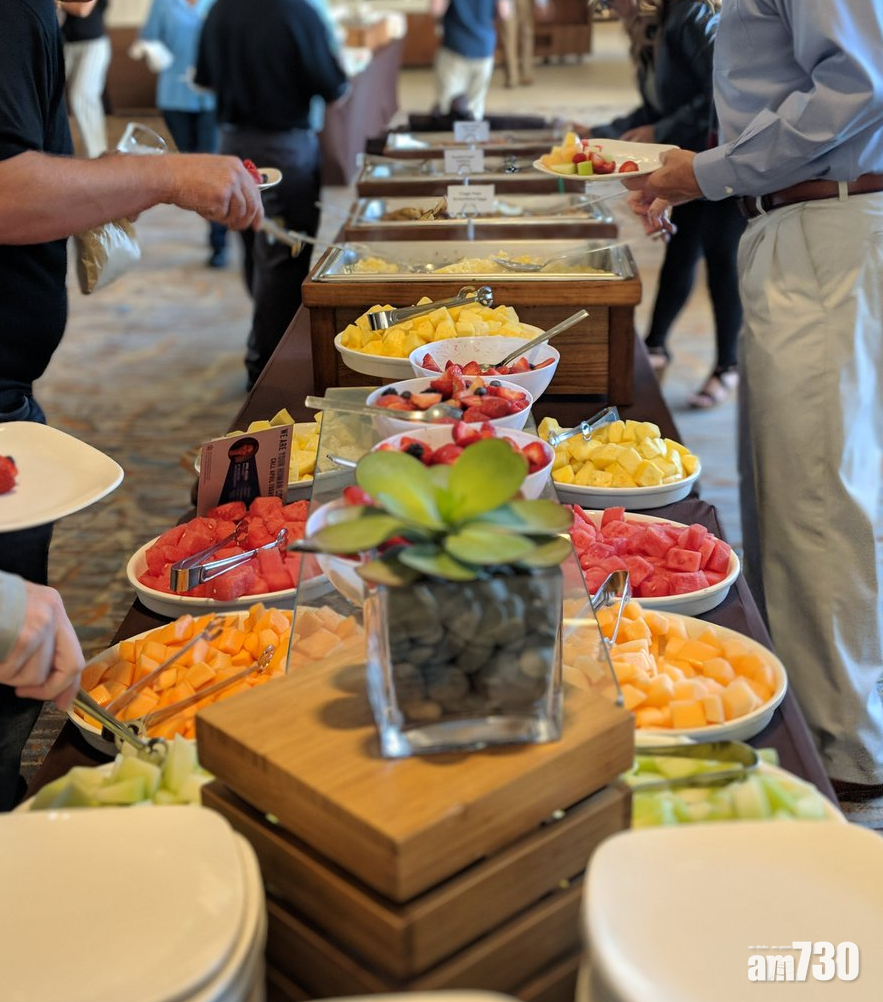 【婚宴奇談】不滿賓客又食又拎  新娘：打包10盒食物帶走