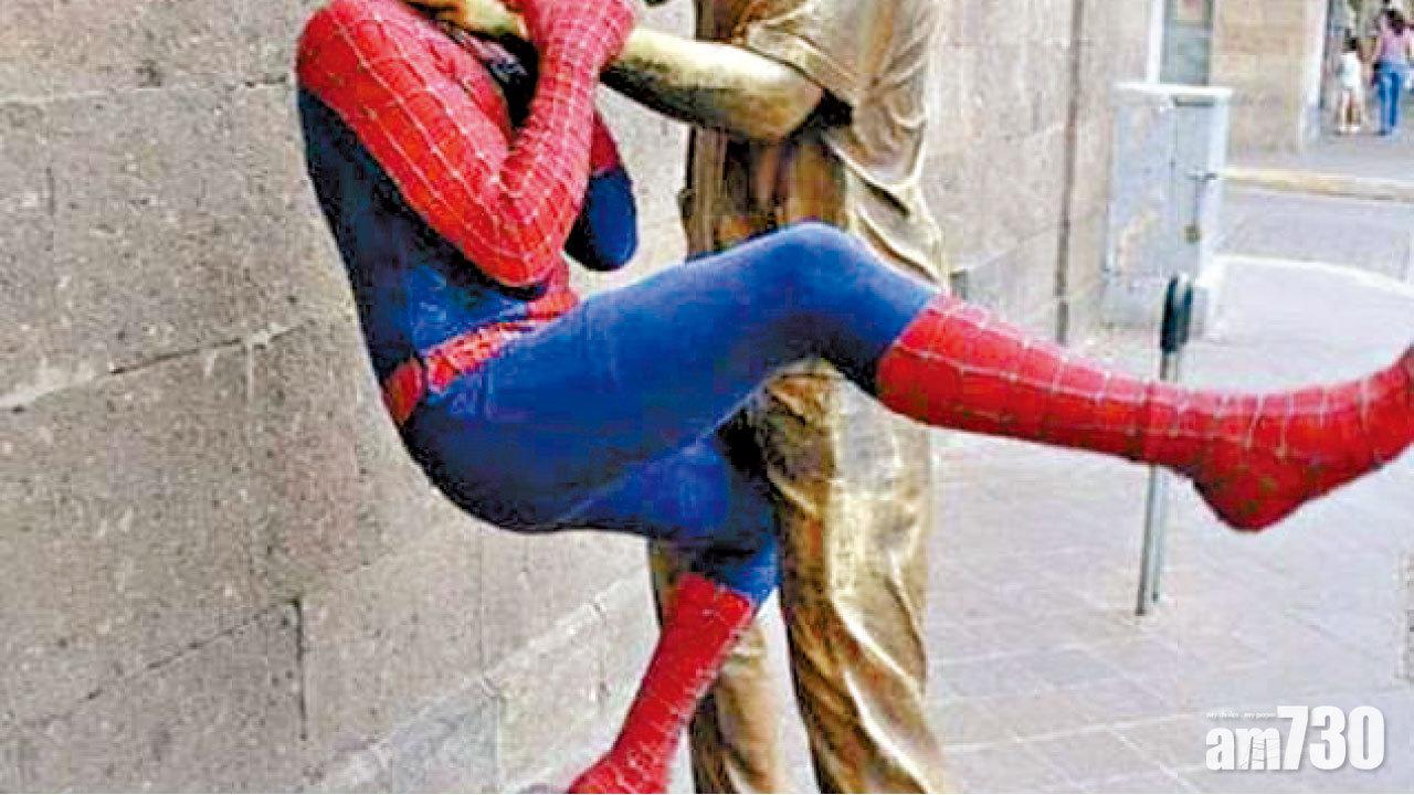 互動selfie玩轉雕像