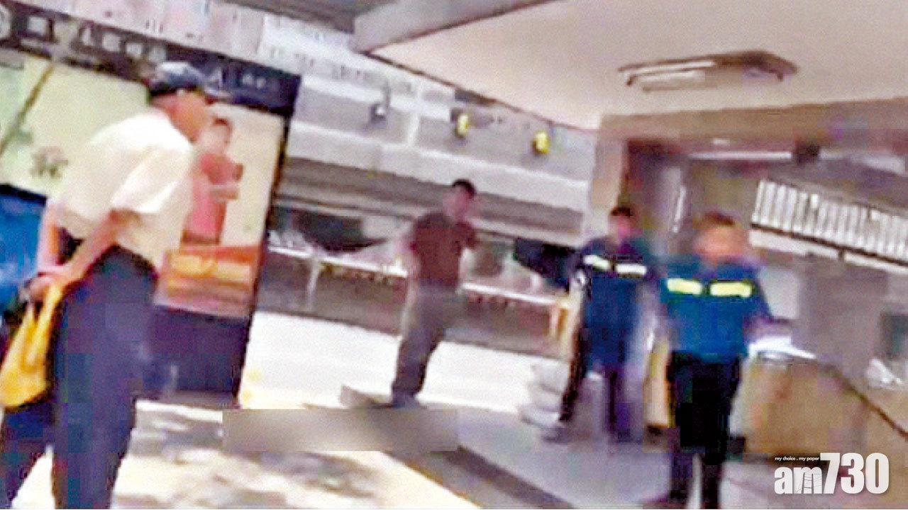 北京木樨地地鐵站加強保安 環時英文版：放下六四是為了前進