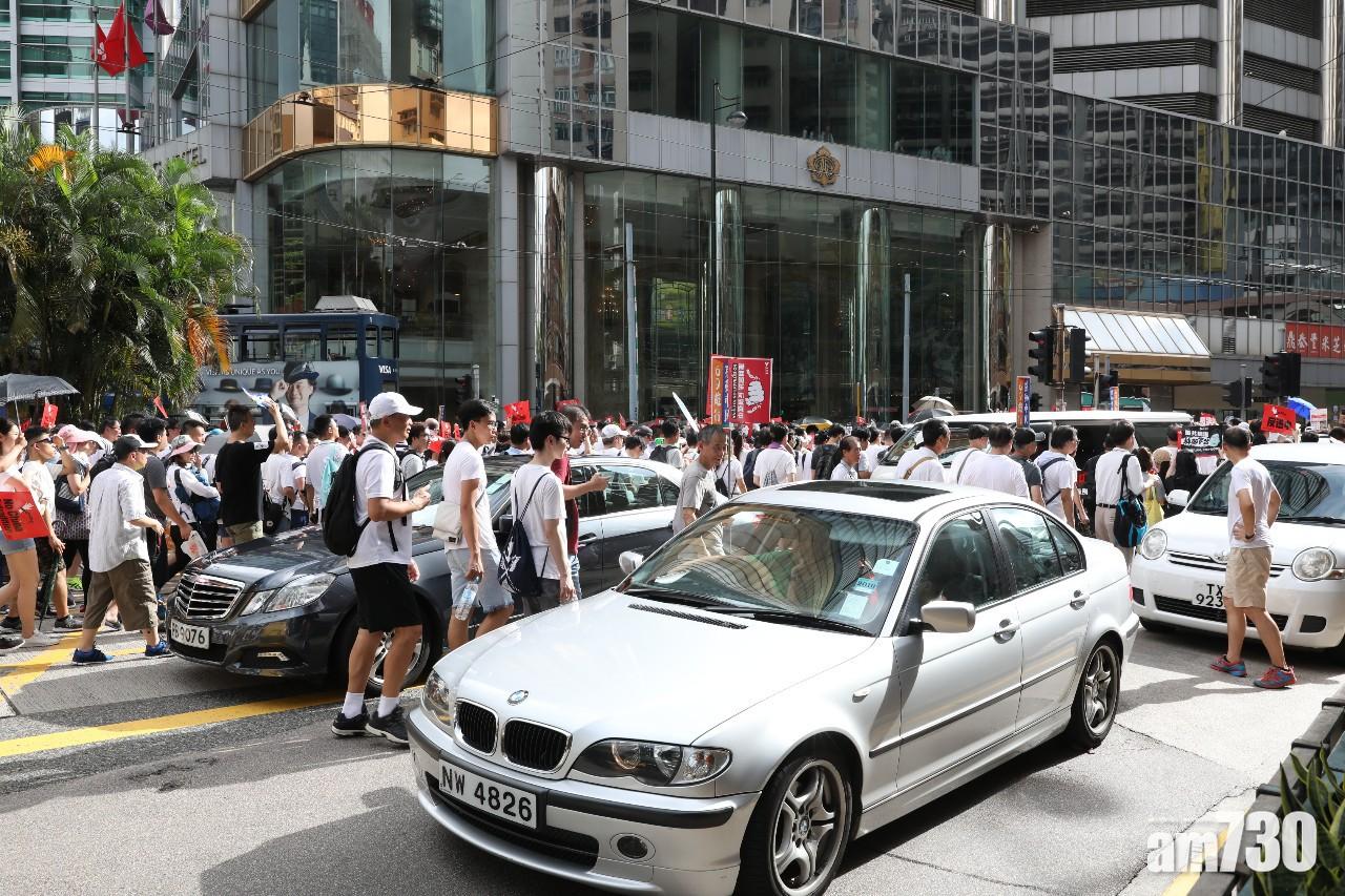 【反修例遊行】警方把東行線都開放予遊行人士
