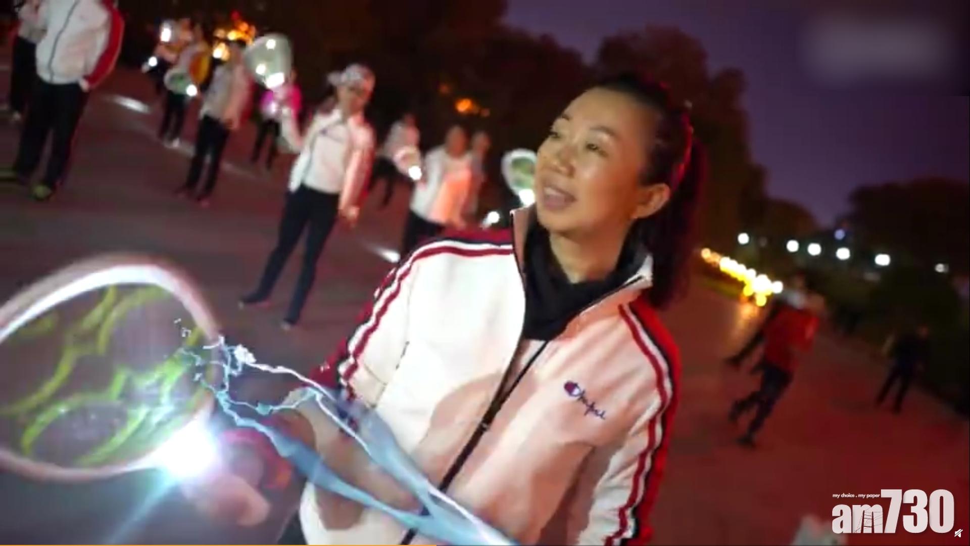 【一舉兩得！】吉林大媽大跳電蚊拍舞