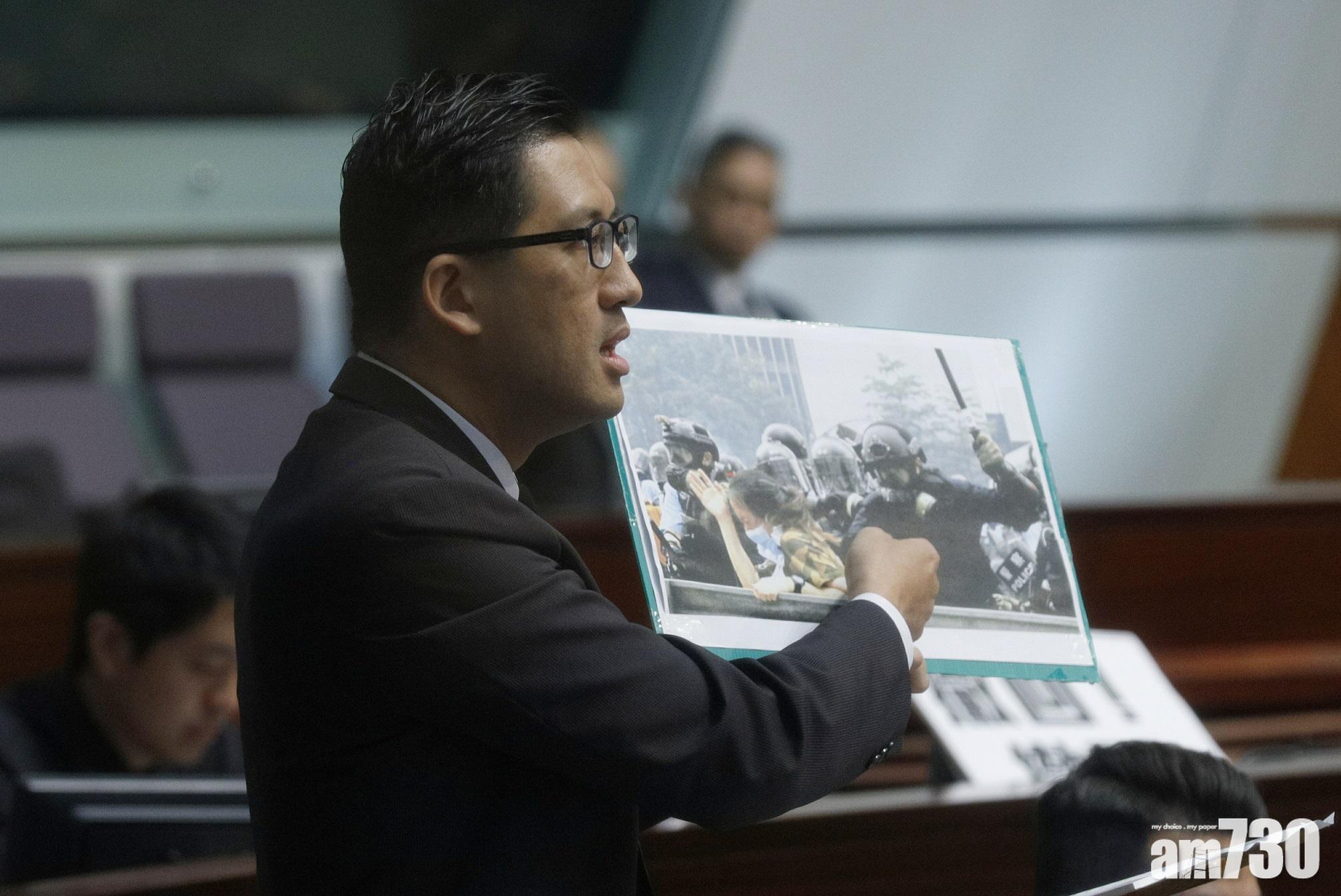 【金鐘衝突】斥警員戴頭盔難辨身分 林卓廷：難道要市民隔住個芒去聞？