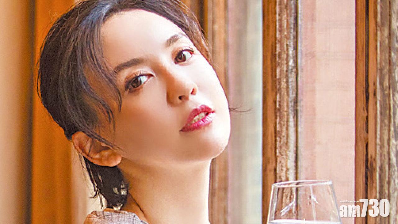 呂佳容：來港買《海潮》寫真