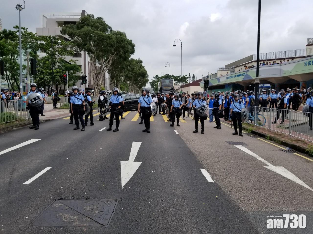 【反修例遊行】沙田遊行示威者集結源禾路 警方增援