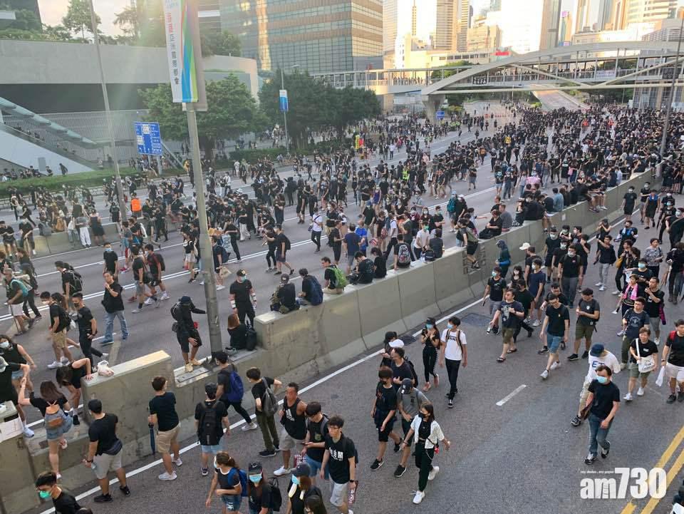 【反修例遊行】夏慤道有示威者繼續向中環方向行