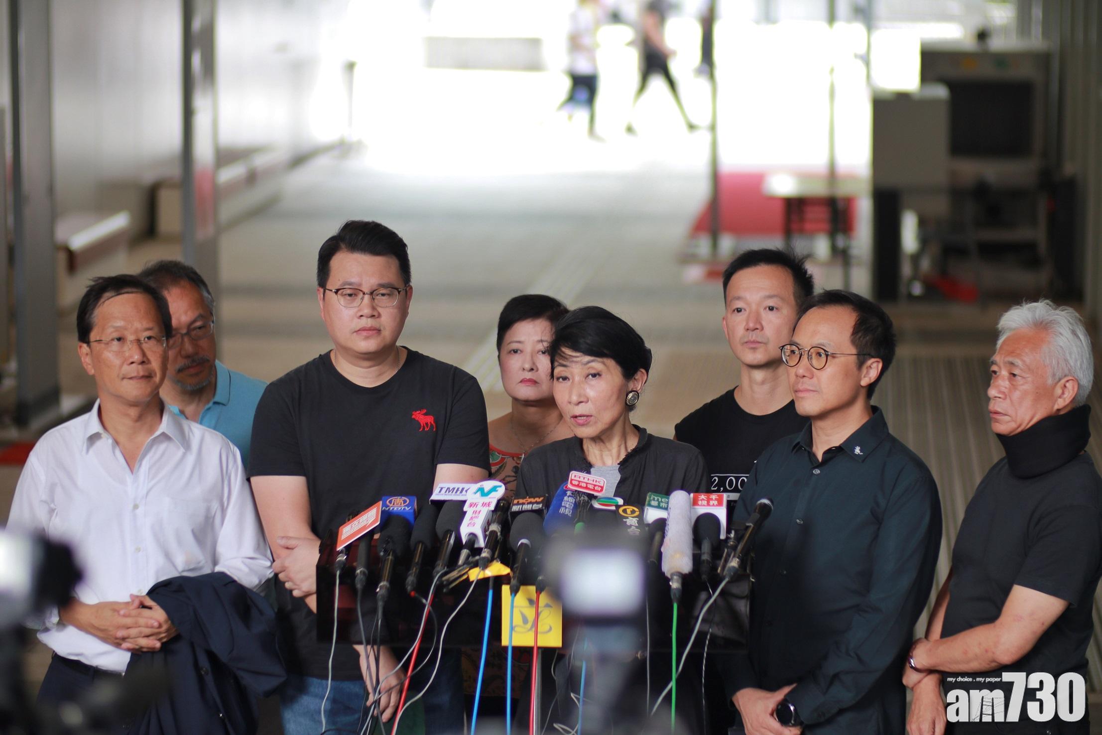 民主派聯署要求政府命令警員重拾紀律及操守