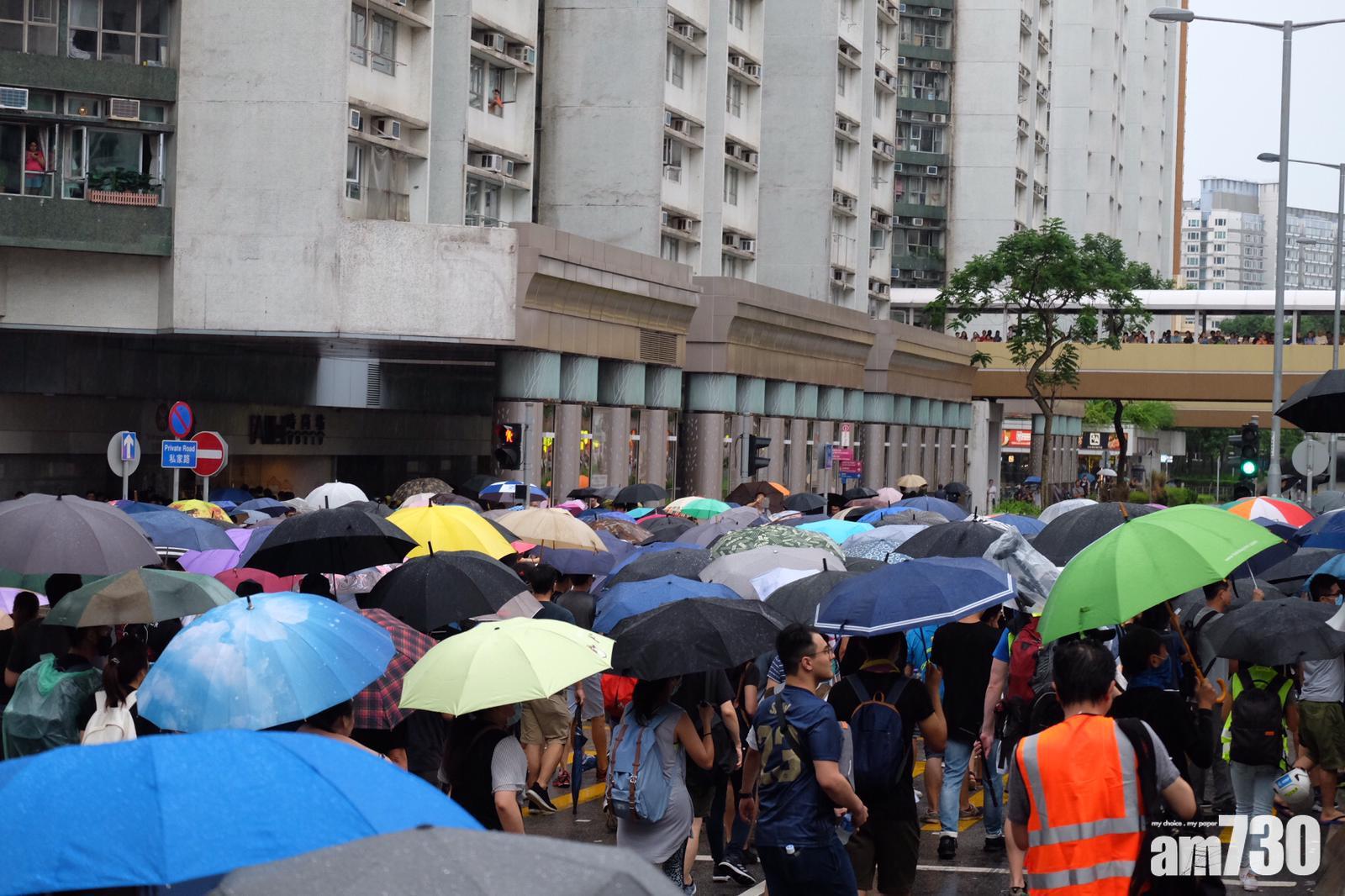 【光復紅土】有示威者佔用馬頭圍道及土瓜灣道部分行車線