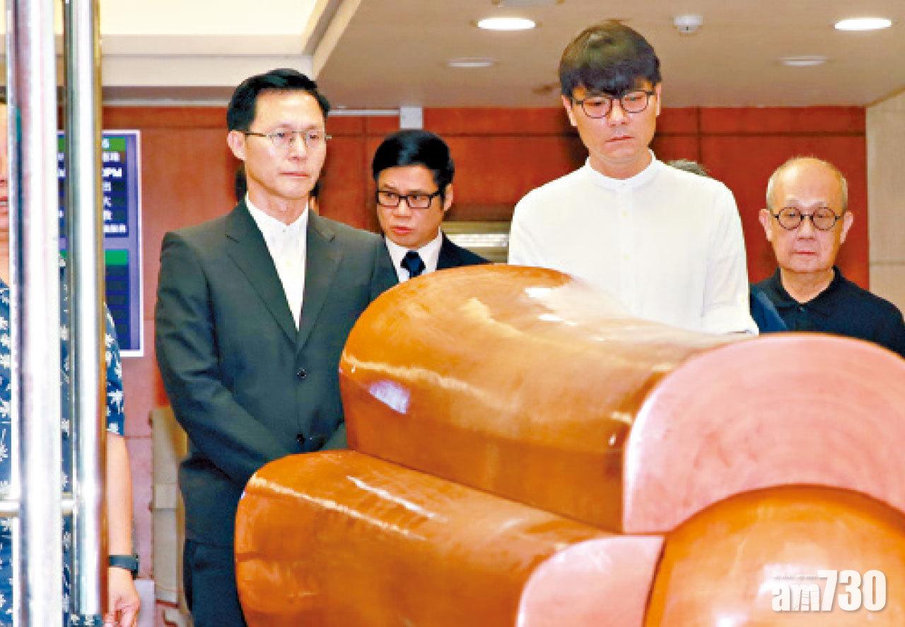 契仔林家棟送別契媽夏萍最後一程