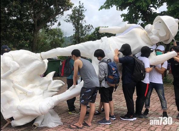 【反修例】香港民主女神像於中大豎立