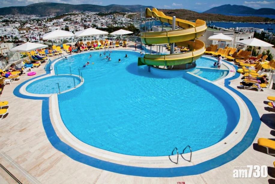 【動彈不得】12歲女童酒店泳池戲水　遭排水孔吸住15分鐘亡