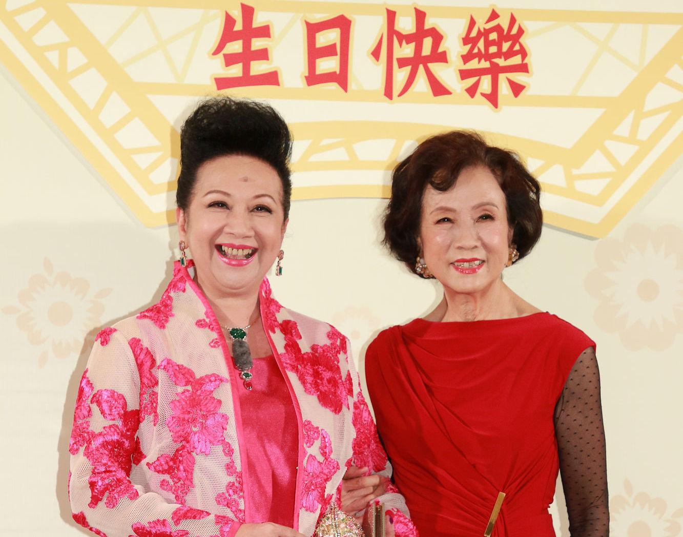 薛家燕稱減薪有限期