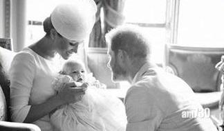 【好精靈】梅根公開阿奇受洗照  祝賀亨利35歲生日　