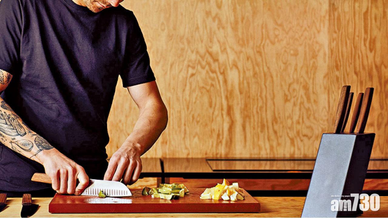 Victorinox 胡桃木廚刀 更添獨特