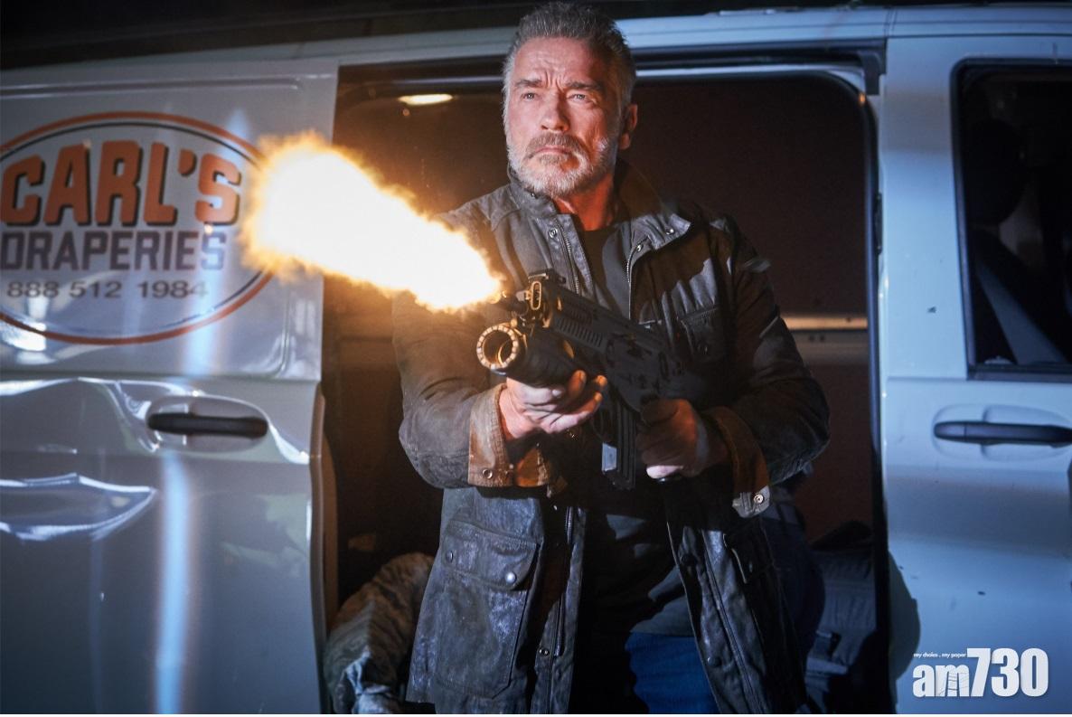 《未來戰士》強勢回歸 72歲阿諾與62歲蓮達咸美頓合體救世