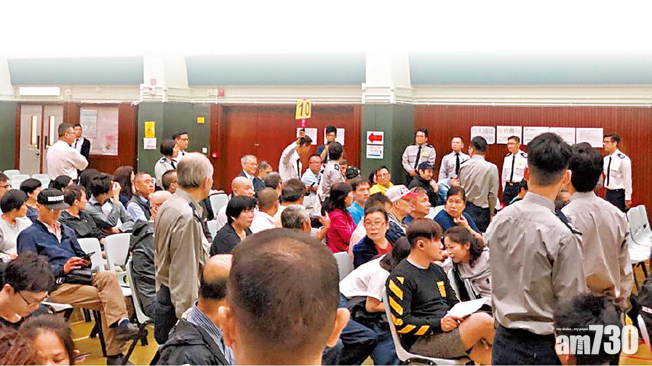 維園年宵首日競投冷淡 34檔無人出價要收回