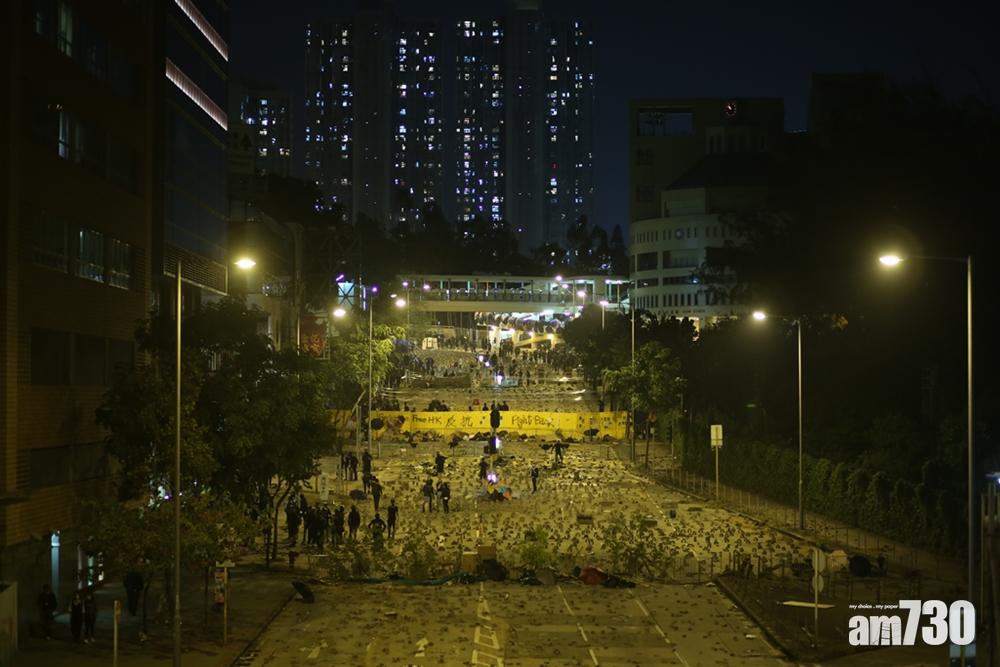 浸大籲教職員離開  學生本學期毋須回校