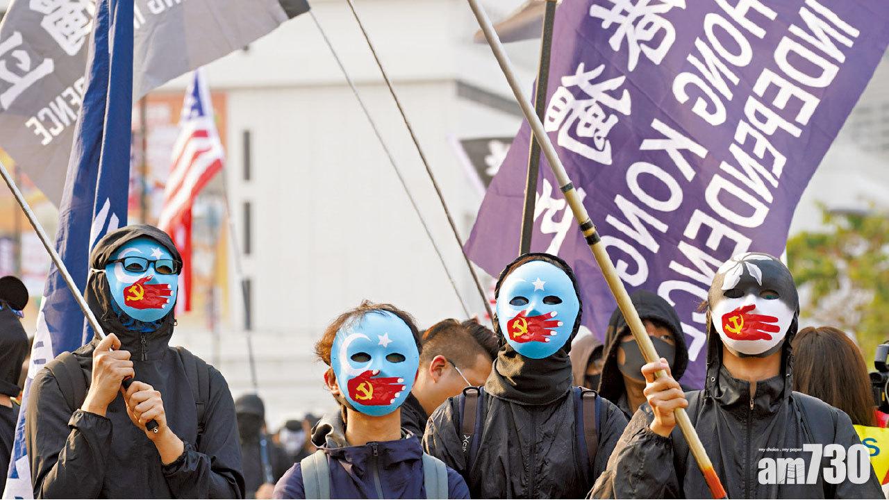 防暴警擎槍拘至少兩人 愛丁堡千人集會拆國旗