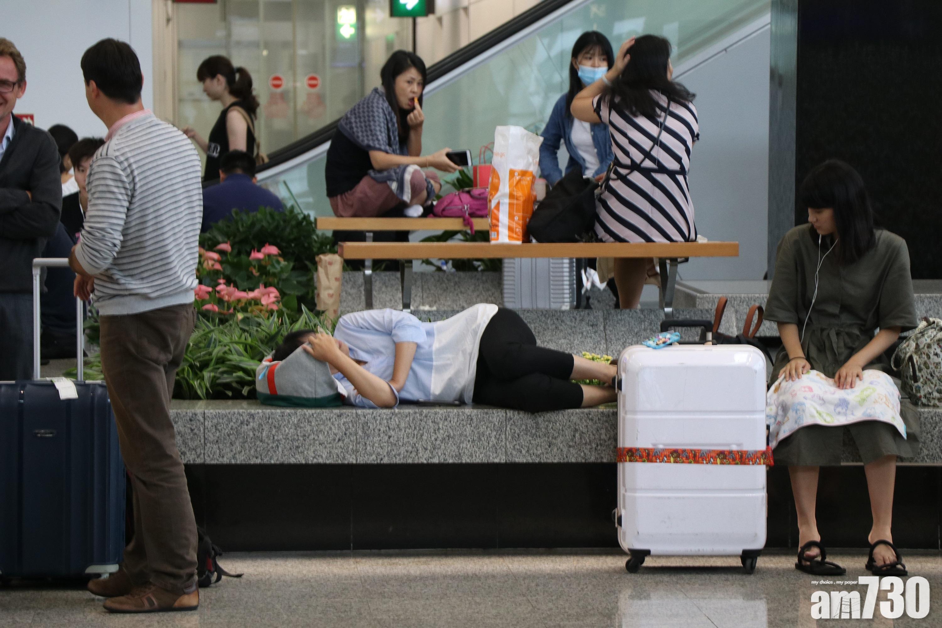 【不明肺炎】張建宗到機場視察防控措施