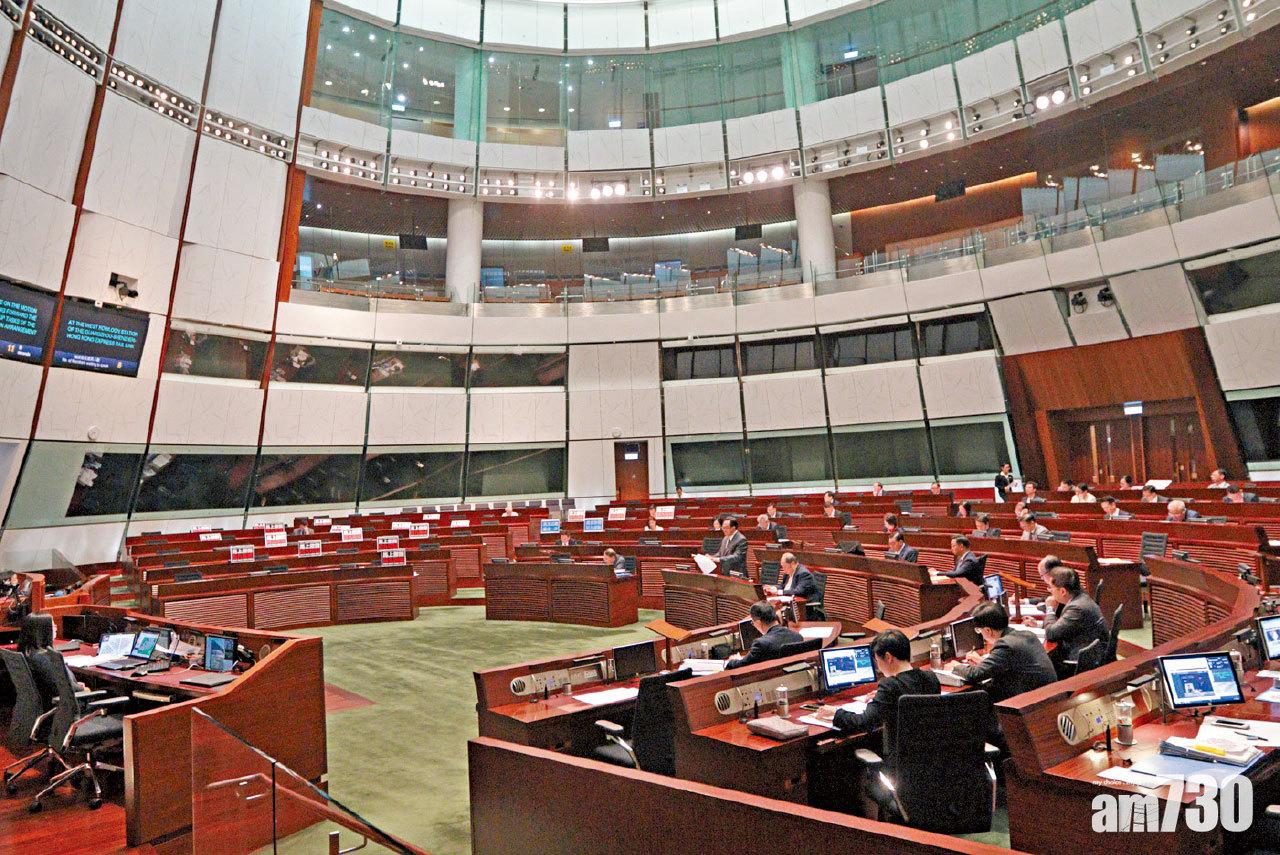 政府倡增產假草案交事務會 民主派 點人數釀流會