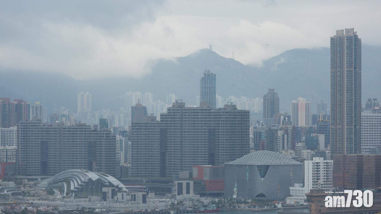大致多雲有霧及有幾陣雨 最高24度