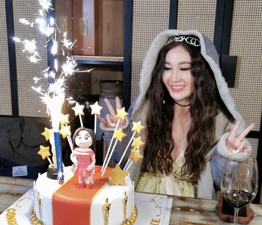 憑《墮落花》入圍４個影展 溫碧霞：繼續拍多啲好戲俾觀眾睇