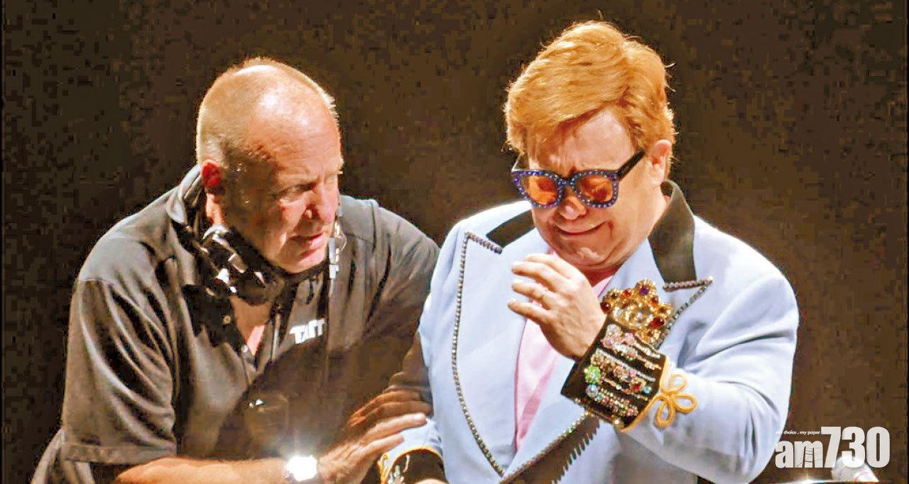 艾頓莊肺炎失聲 淚灑舞台