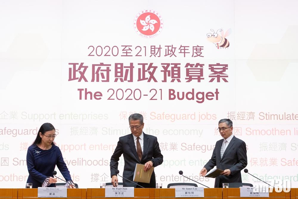 【預算案】政府：派錢撥備10億元預留作行政費