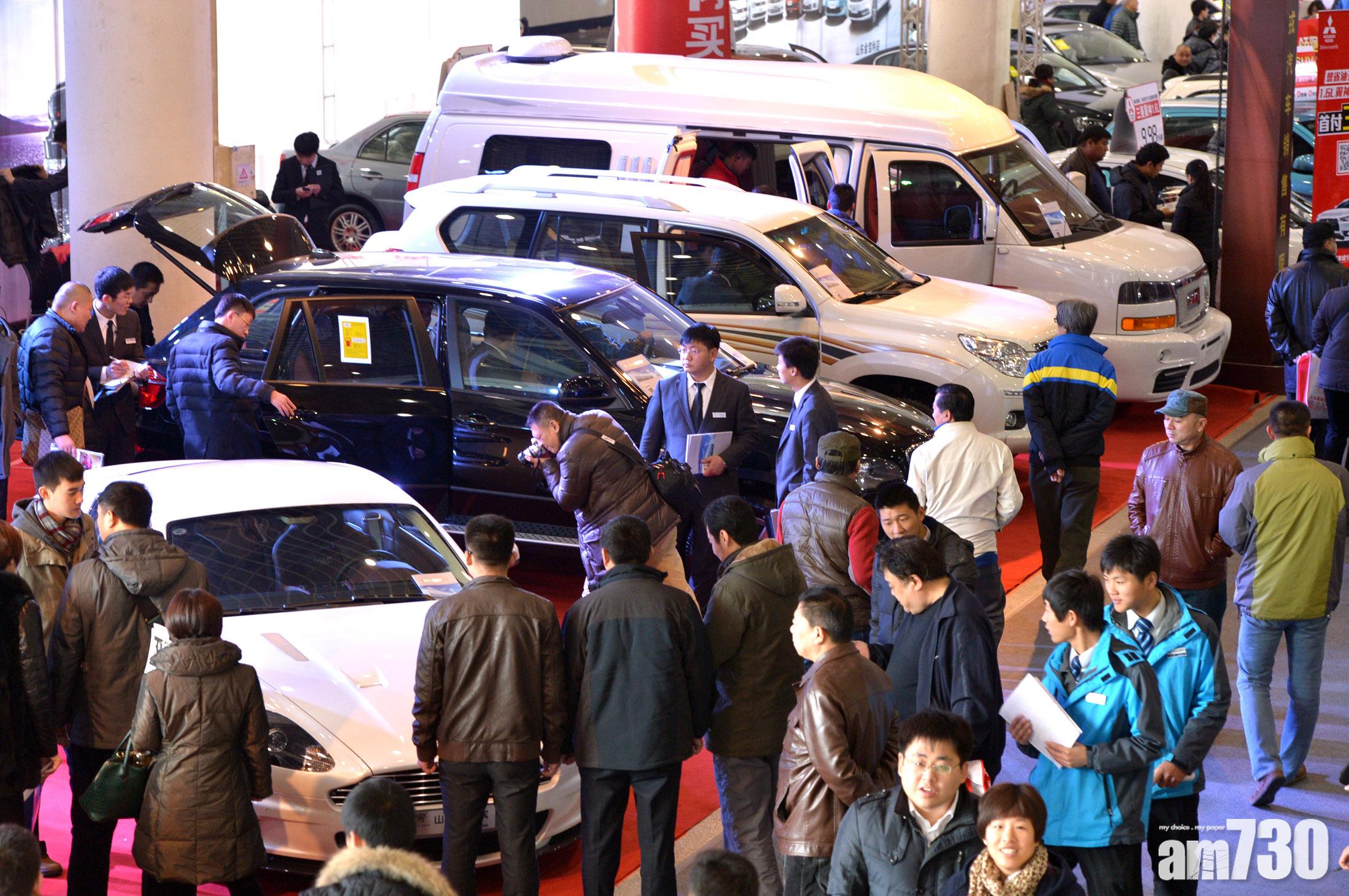 內地上月汽車銷量跌近兩成