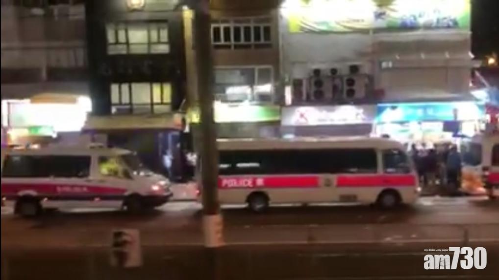元朗有人擲汽油彈 防暴警放催淚彈制服多人