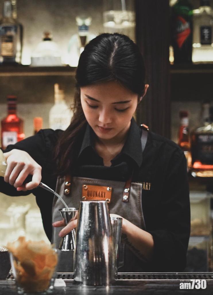 【限酒令延續】睇片自學五大調酒師整Black Label Highball