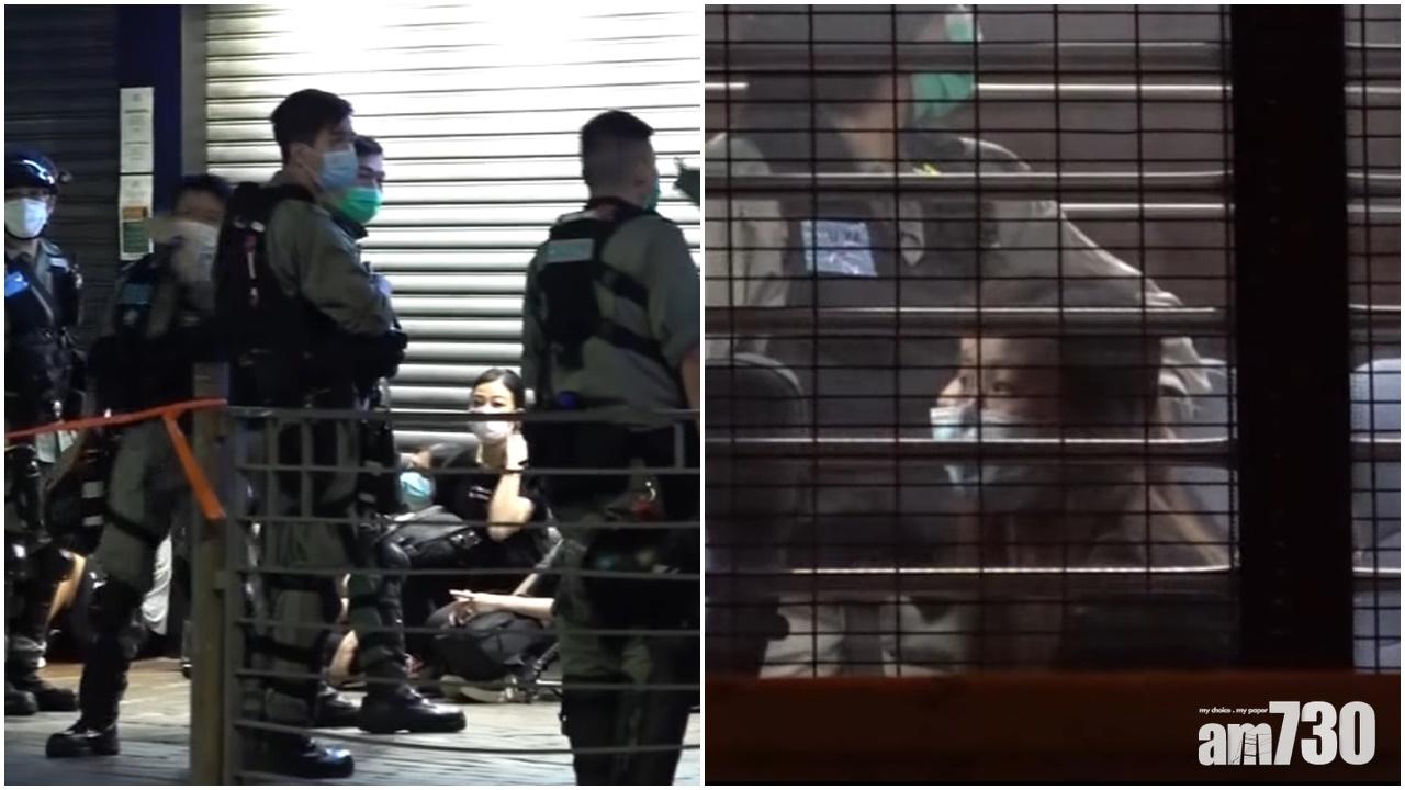 防暴警旺角拘逾百人  由多架旅遊巴載返警署