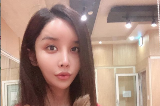 河莉秀呼籲同志吧顧客接受檢查